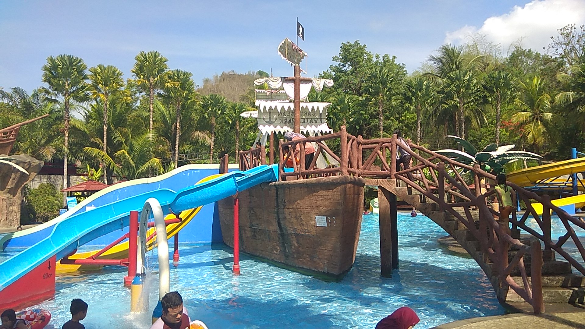Kolam Renang Bukit Jaas Permai